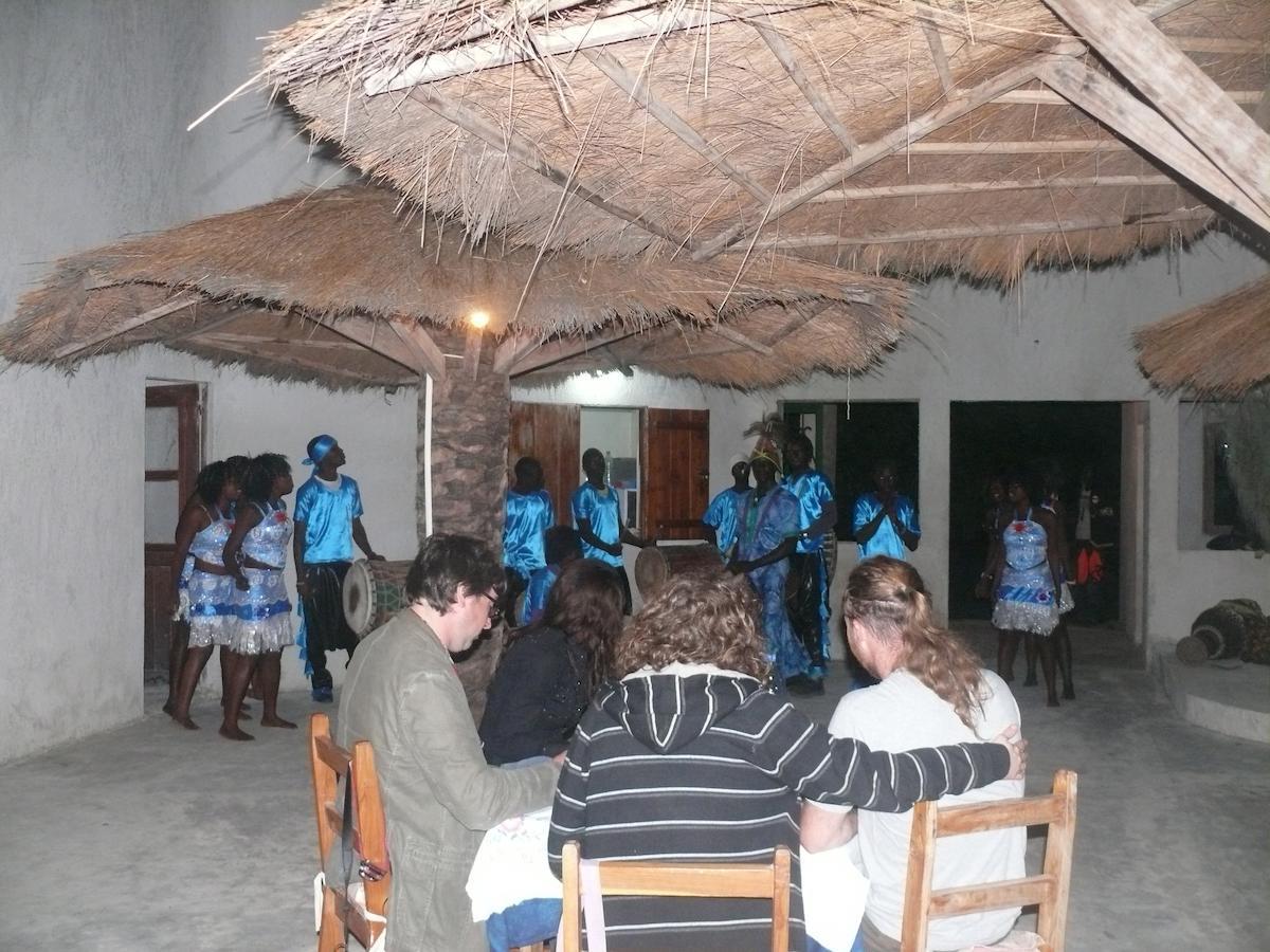 Hôtel Atlantic Abéné à Abémé Extérieur photo